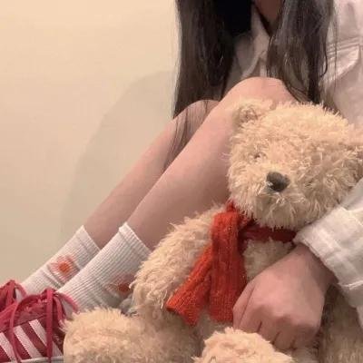 女警出更